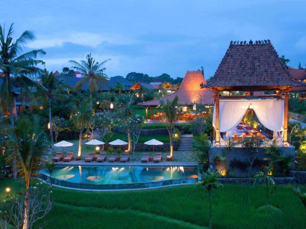 Traditional Balinese spa treatment at Alaya Resort Ubud