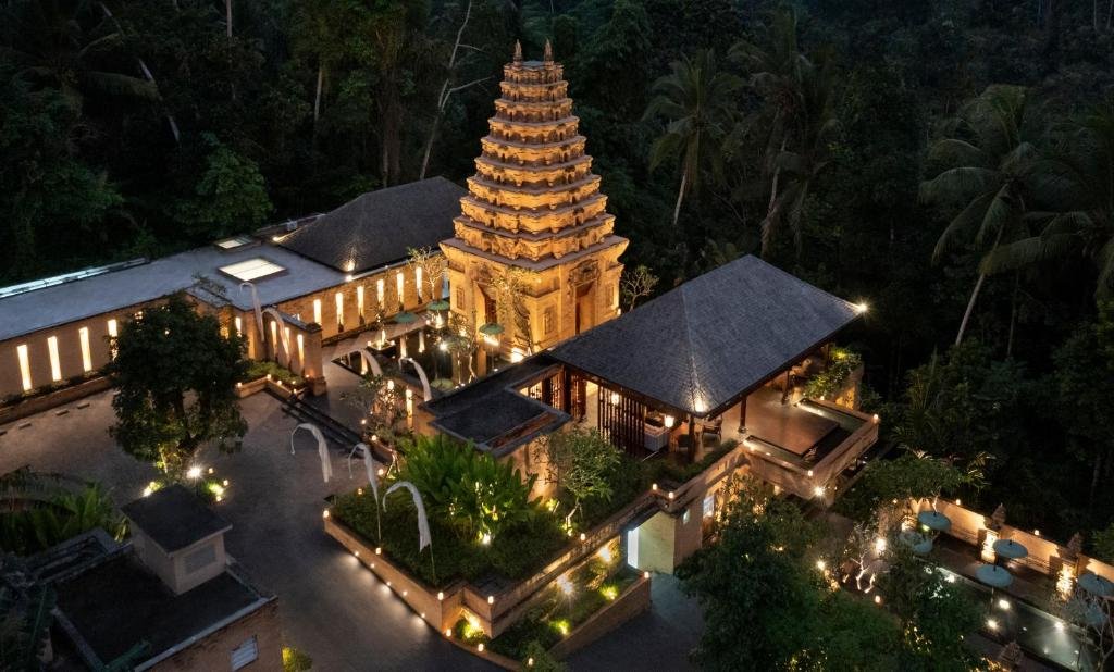 Contemporary boutique resort design in natural Ubud environment