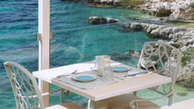 Best restaurants in Kassiopi Corfu with beautiful harbour views