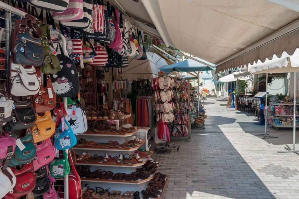 Shops and souvenirs in Limenas Thassos