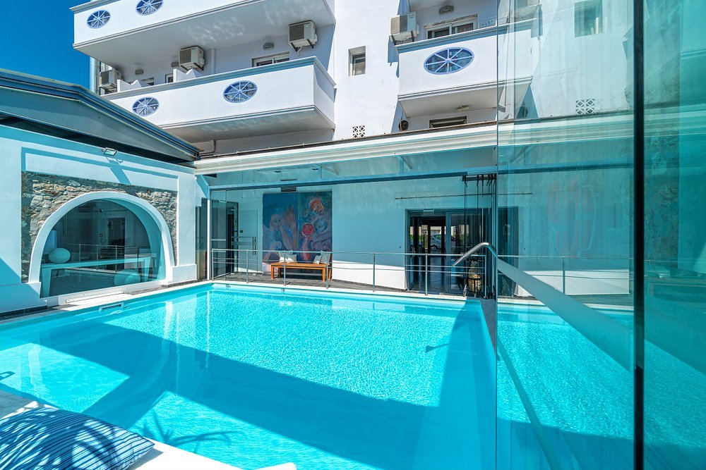 Hotel Lido Thassos outdoor swimming pool