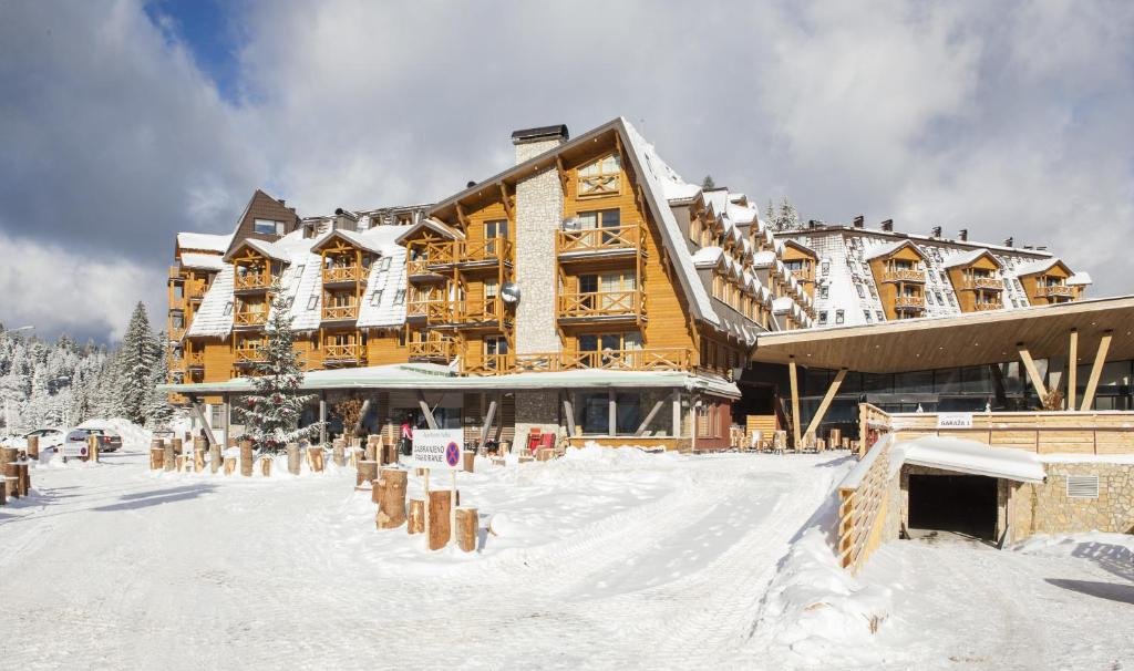 Aparthotel Vučko exterior in Jahorina Bosnia and Herzegovina