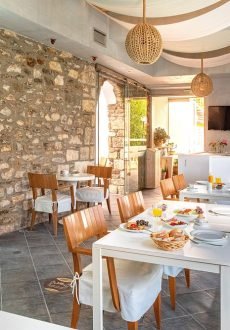 Hotel Lido Thassos outdoor seating area